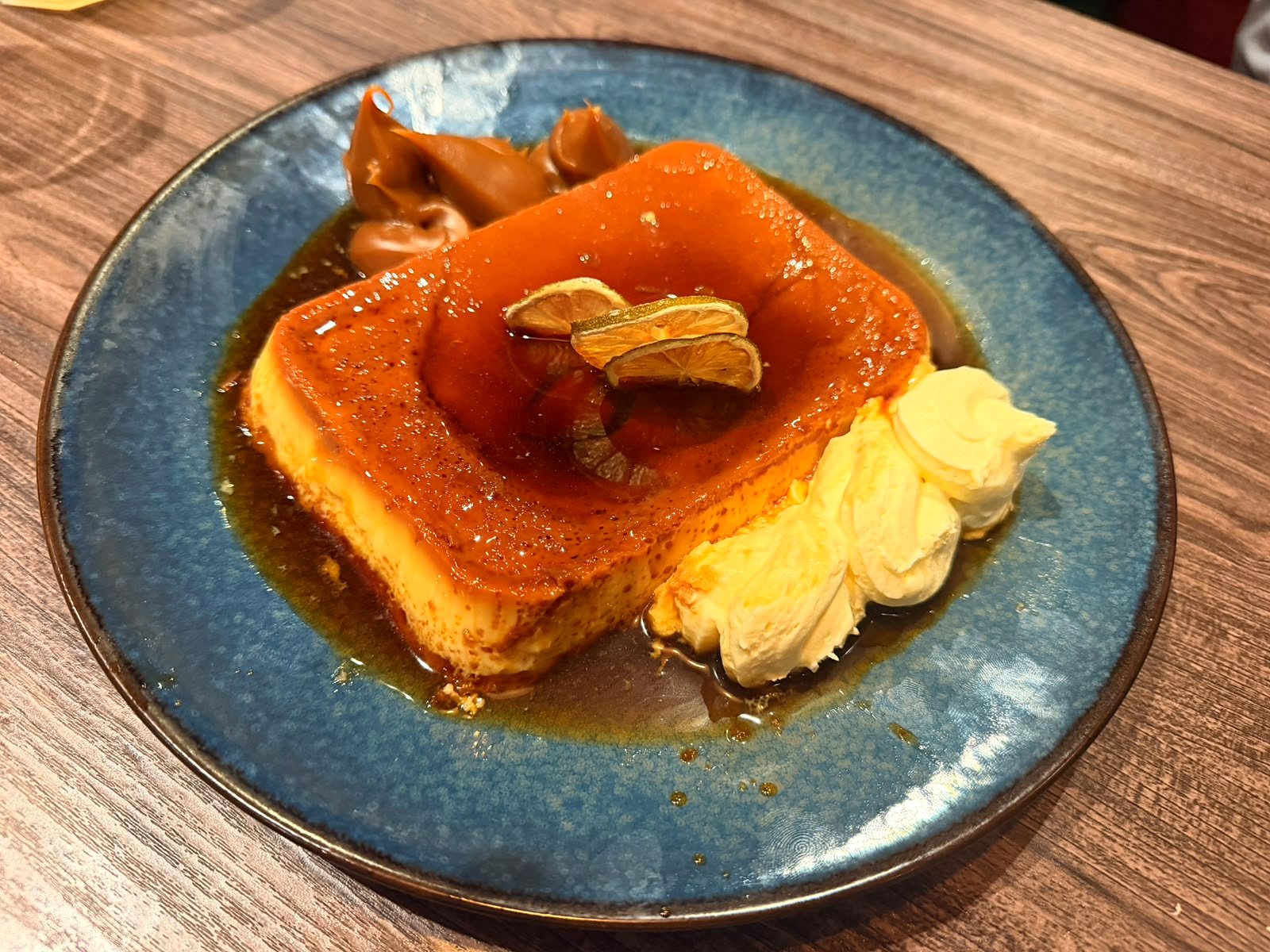 Flan casero mixto
